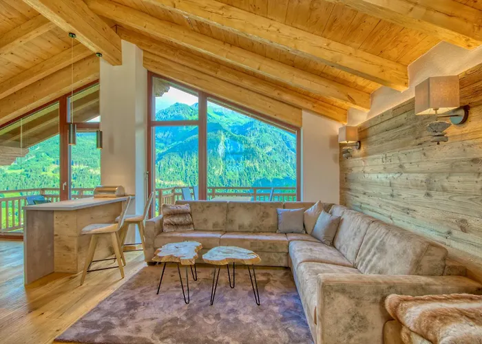 Ski-In Ski-Out Chalet Maiskogel 17A - By Alpen Apartments